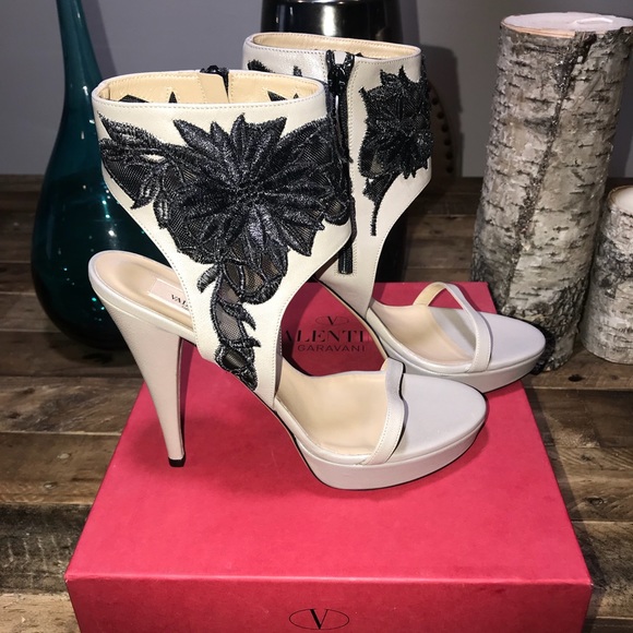 Valentino Garavani Shoes - New Valentino Garavani Light Grey Sandals